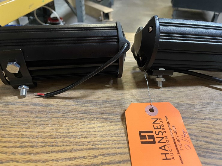 #8649-•-(2)-led-6-1/2"-long-work-lights,-12/24vdc-(pr11)-image-3