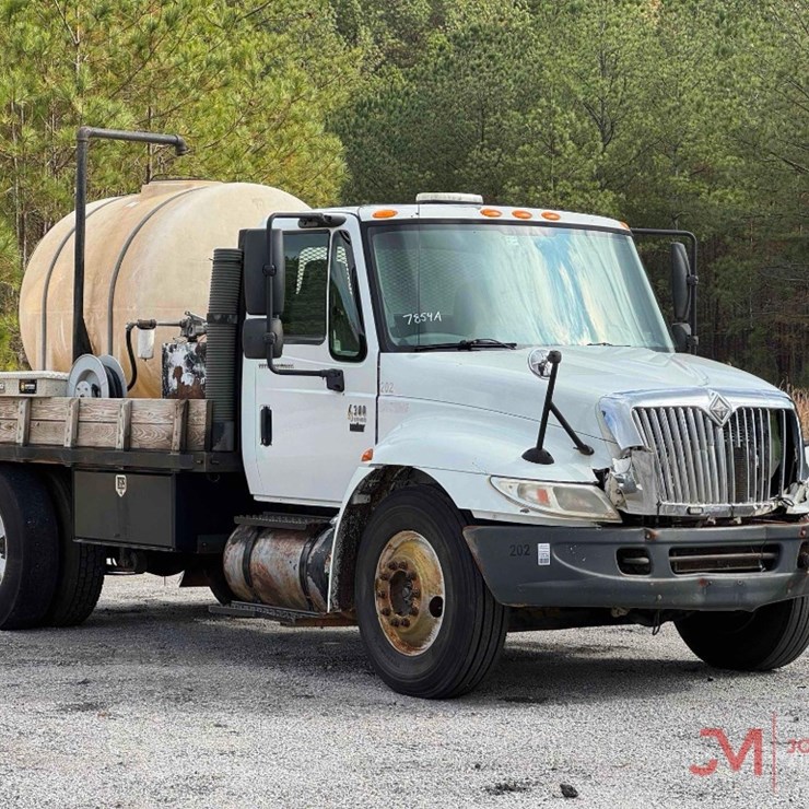 2007 INTERNATIONAL 4300