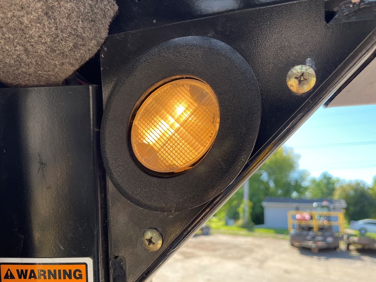 2020-gehl-rt105-image-39