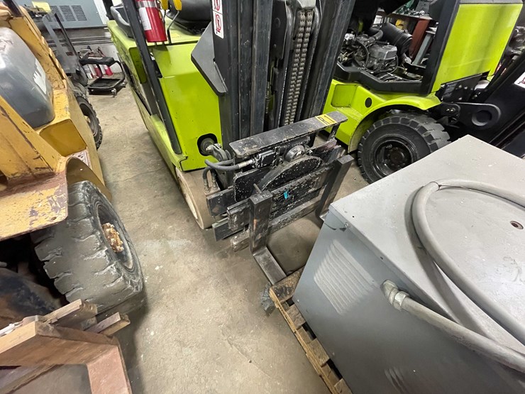 #454-•-clark-electric-forklift-(shawano,-wi)-image-10