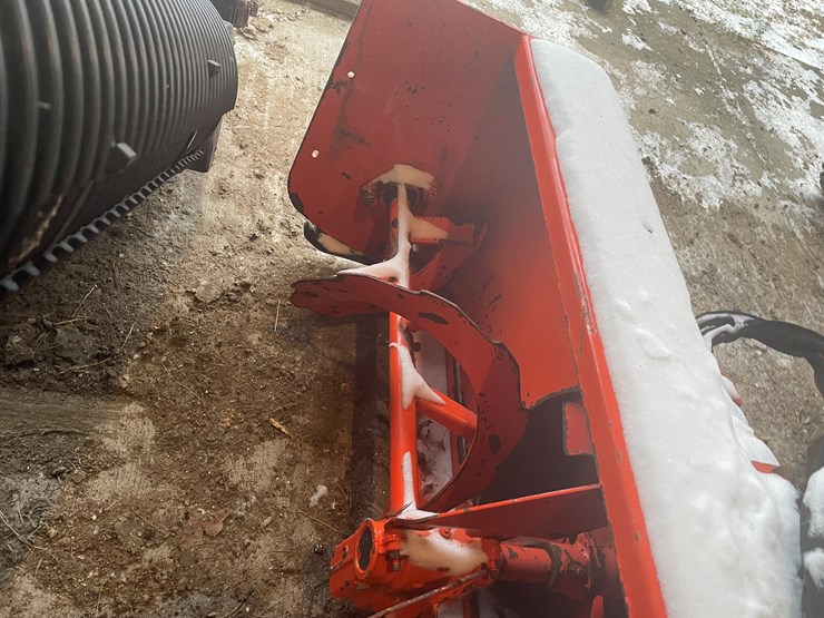 kubota-bx2680-image-45