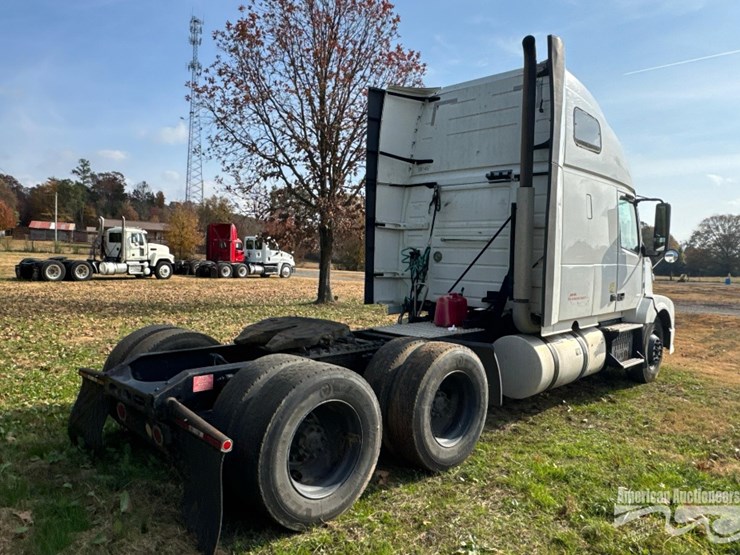 2012-volvo-vnl-truck,-vin-#-4v4nc9ej3cn557564-image-4