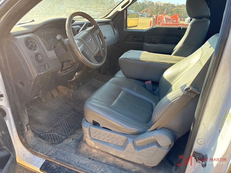 2014-ford-f150-xl-image-15