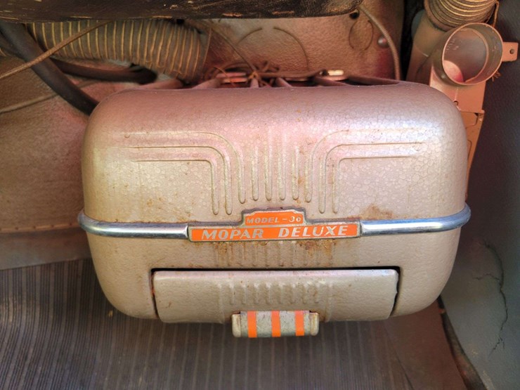 1948-plymouth-special-deluxe-image-70