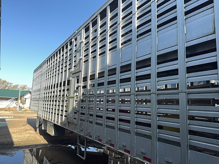 2002-eby-livestock-image-24