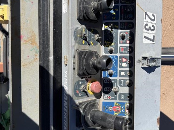 #1019-•-2020-manitou-tj85-manlift-image-5