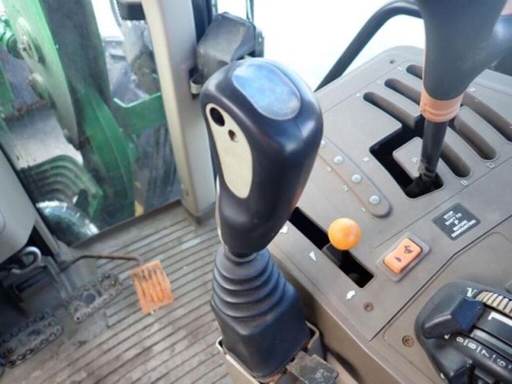 2012-john-deere-6430-image-19