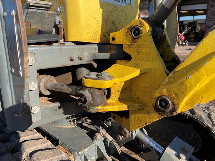 2013-wacker-neuson-803-image-23