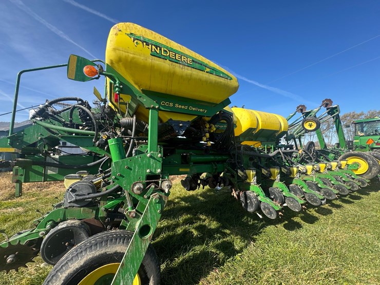 john-deere-1770nt-image-27