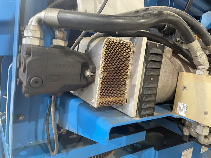 2016-genie-s40-image-38