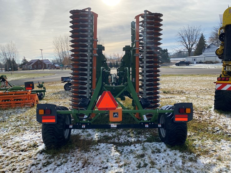 #1147-•-2022-amazone-6002-2-pull-type-disc-(waldo,-wi)-image-9