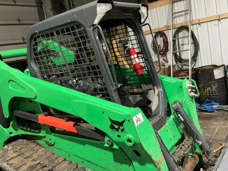 2018-bobcat-t740-image-13