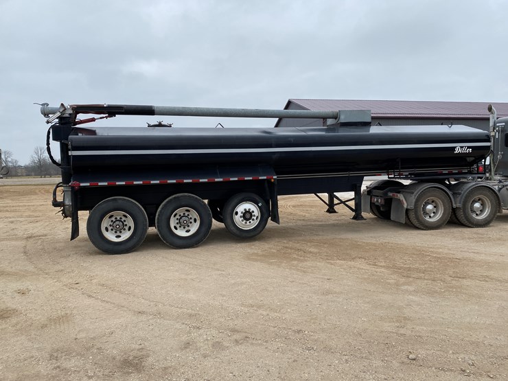 #1025-•-2015-diller-tt6600ntnb-semi-manure-tanker-(has-wi-title)-(kewaunee,-wi)-image-4