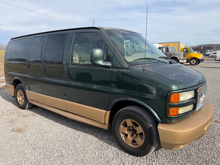 2001-gmc-1500-image-3