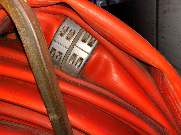 #8491-•-section-of-7-1/4"-mandals-dragman-extra-p-hose-(new-holstein,-wi)-image-6