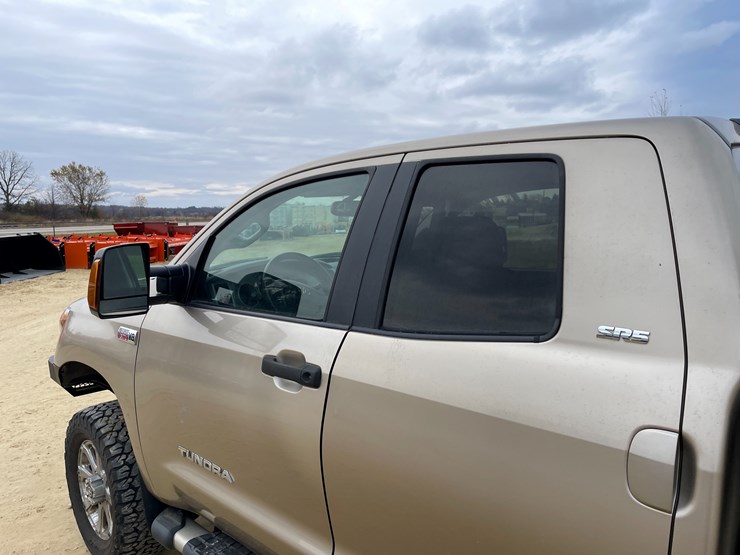 2007-toyota-tundra-sr5-image-45