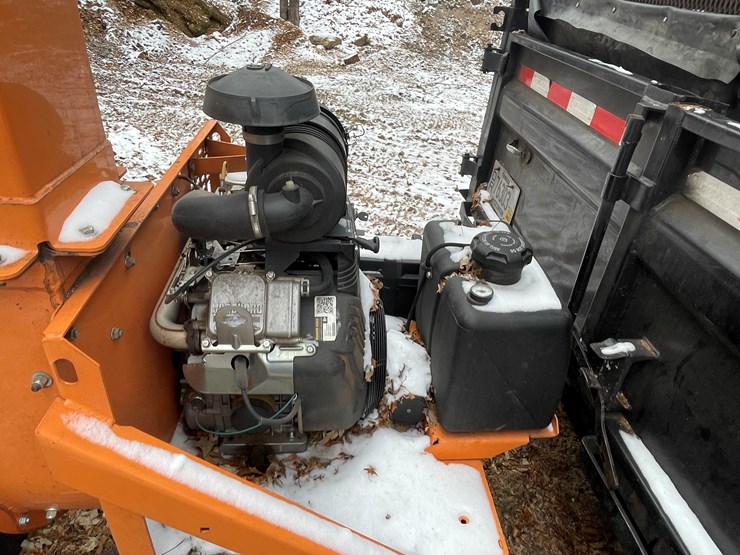 #2706-•-load-trail-trailer-with-scag-vacuum-system-(wi-title-in-delay)-(fall-creek,-wi)-image-25