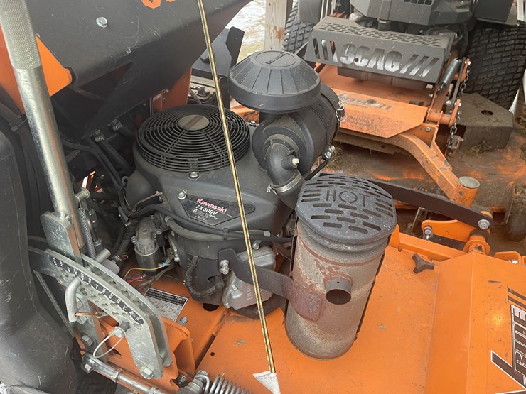 #2702-•-scag-v-ride-lawn-mower-(fall-creek,-wi)-image-21
