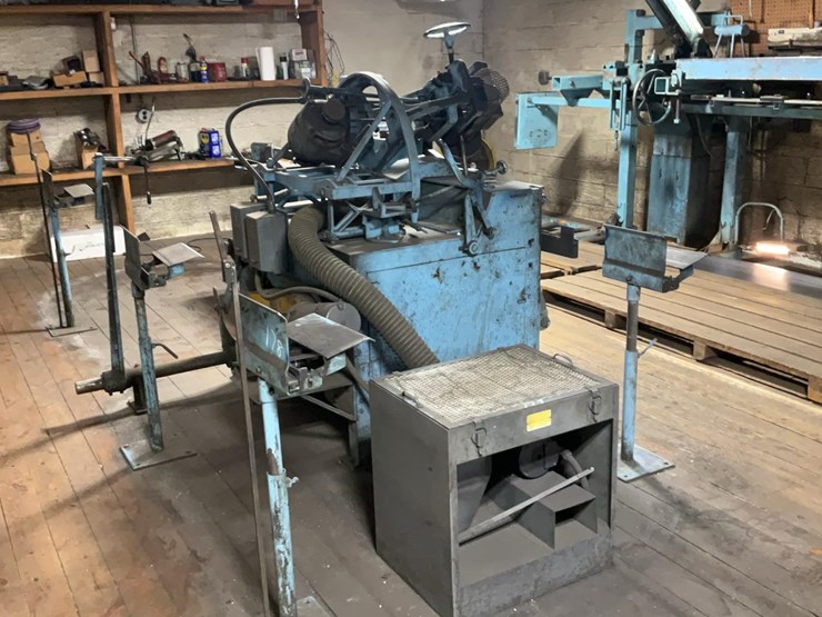 #178-•-armstrong-band-sharpener-image-3