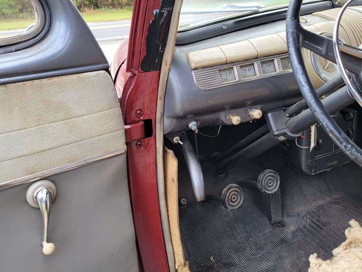 1948-ford-sedan-image-37