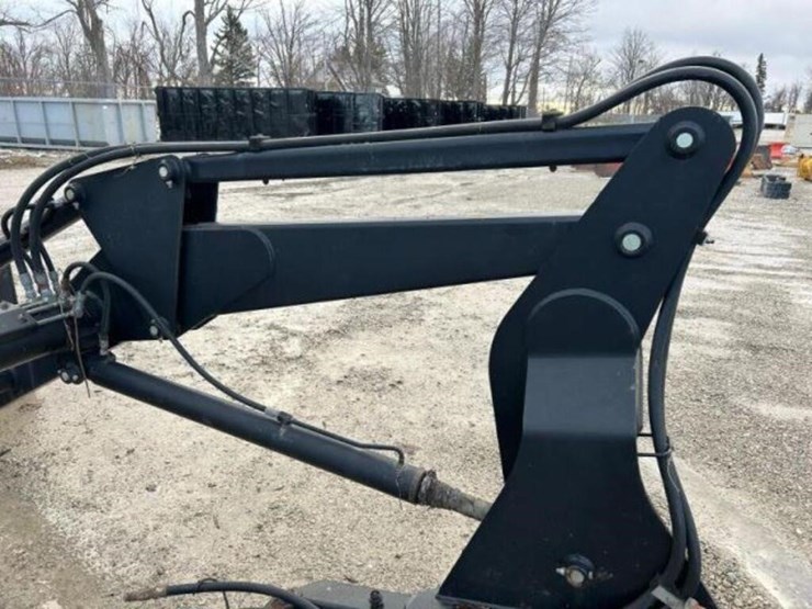 2008-new-holland-tv145-image-81