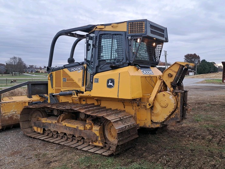 2016-deere-700k-image-3