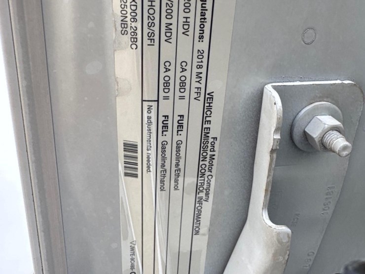 2018-ford-f250-xl-image-12