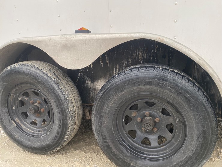 #314-•-2004-roadmaster-tandem-axle-enclosed-trailer-(helenville,-wi)-(has-wi-title)-image-15