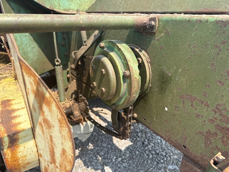 john-deere-24t-image-14