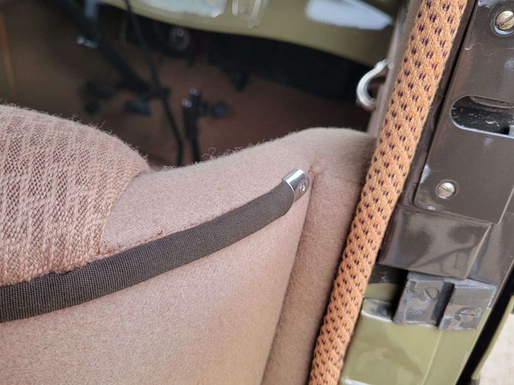 1928-pontiac-sedan-image-78