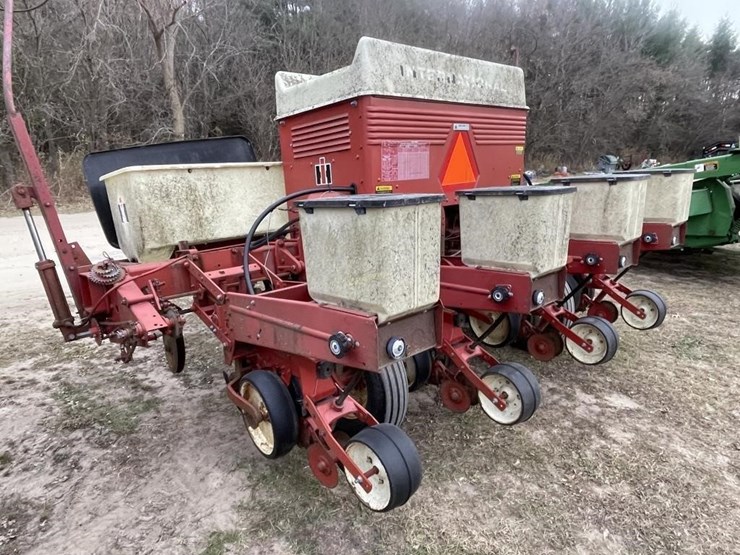 international-800-cyclo-air-image-5