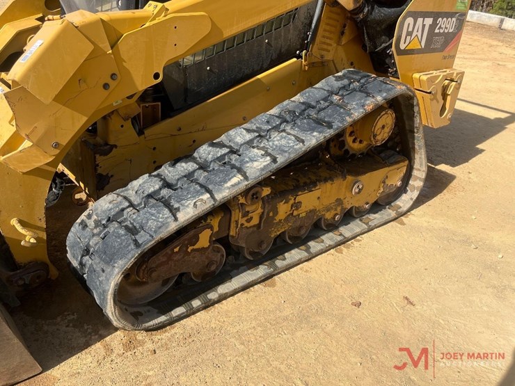 2017-caterpillar-299d-image-10