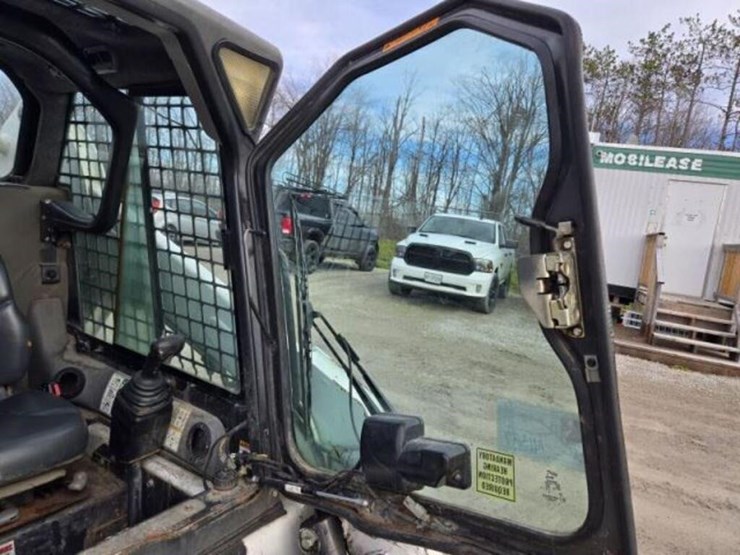 2012-bobcat-s185-image-17