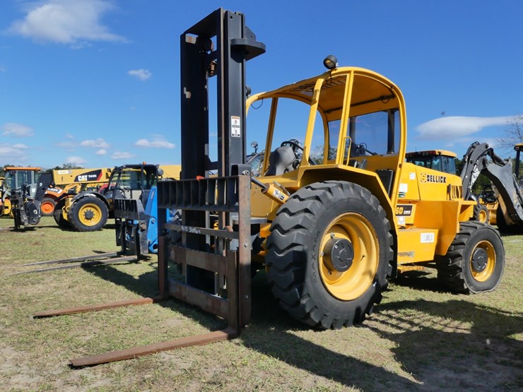 sellick-560-forklift-image-1