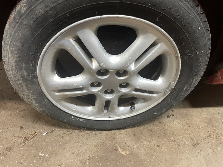 #260-•-1997-chrysler-(fall-creek,-wi)-(has-wi-title)-image-34