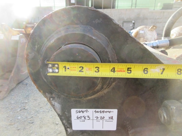 caterpillar-330-image-9