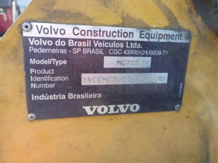 2008-volvo-mc70b-image-10