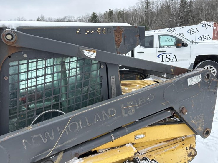 new-holland-ls180-image-22