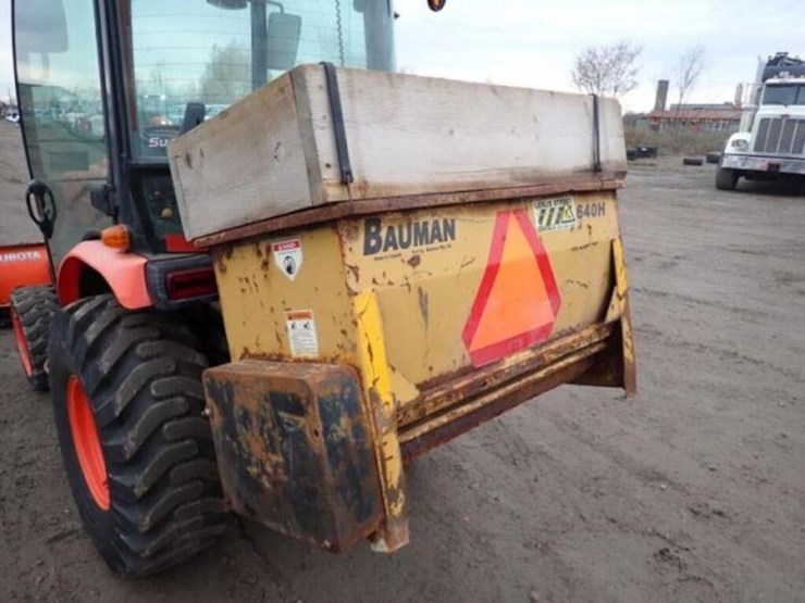 2014-kubota-b3350hsd-image-42