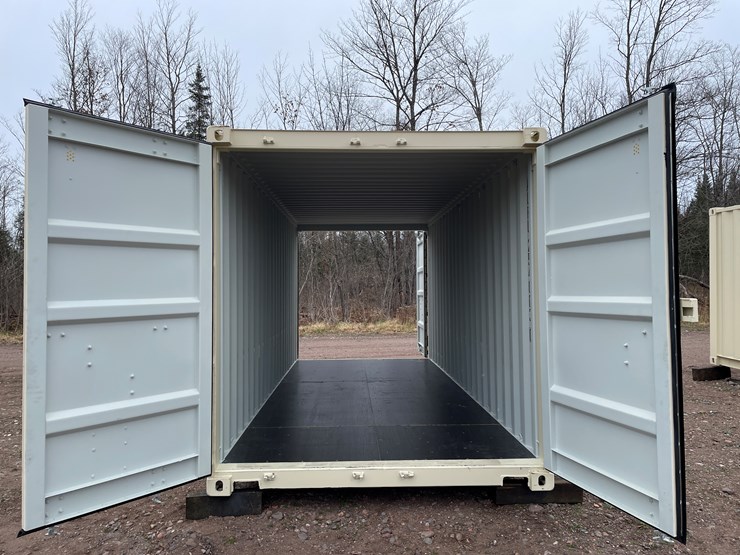 #124-•-20'-standard-height-shipping-container-with-double-doors-(marenisco,-mi)-image-20