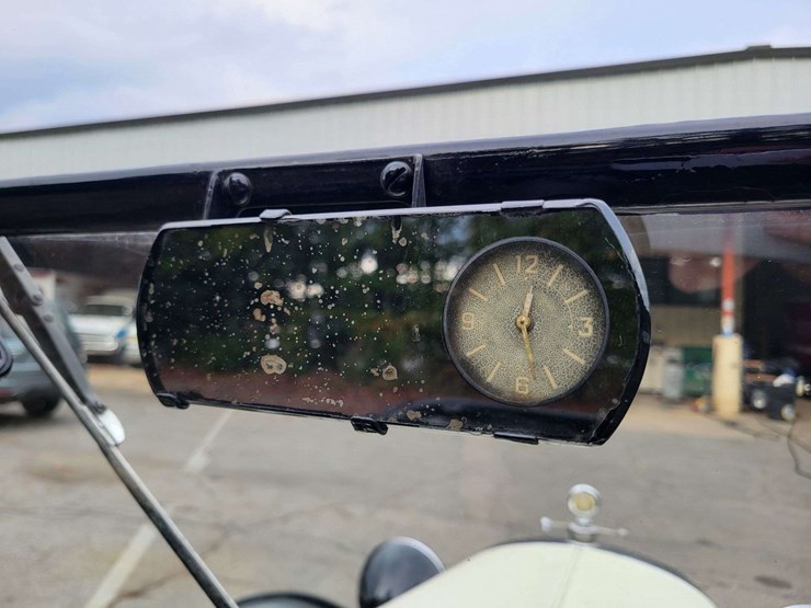 1927-chevrolet-capitol-image-74