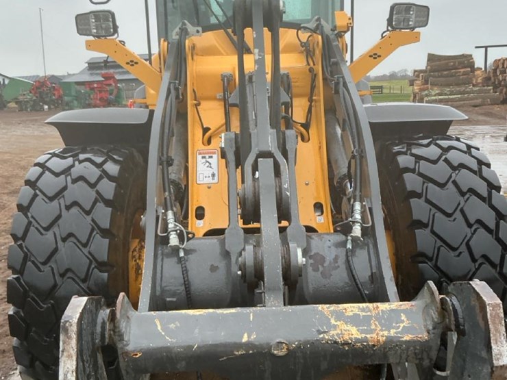 2022-volvo-l60h-image-37