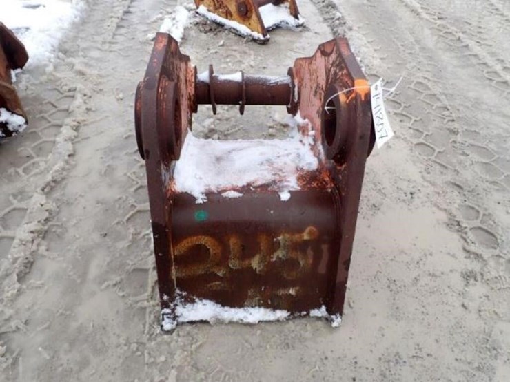 caterpillar-245-image-5