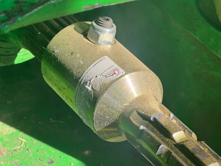 2004-john-deere-9220-image-16