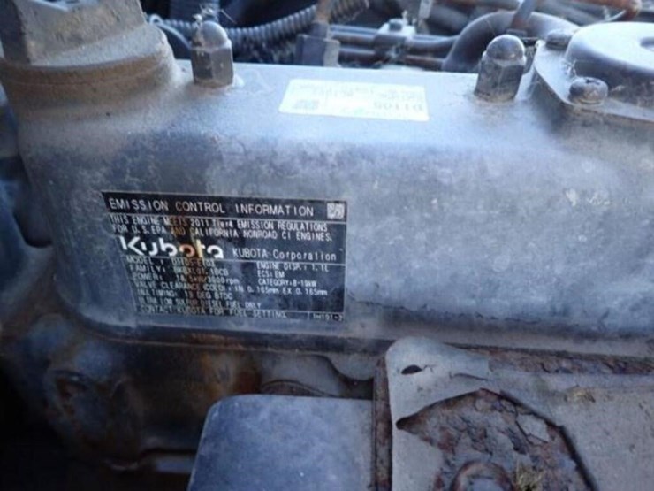 2011-kubota-rtv1100-image-39