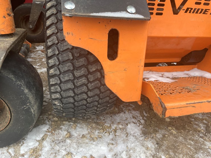 #2702-•-scag-v-ride-lawn-mower-(fall-creek,-wi)-image-26