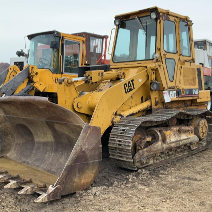 CATERPILLAR 953B