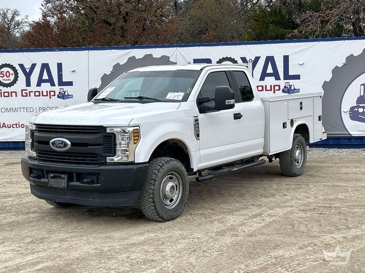 2019-ford-f250-image-1