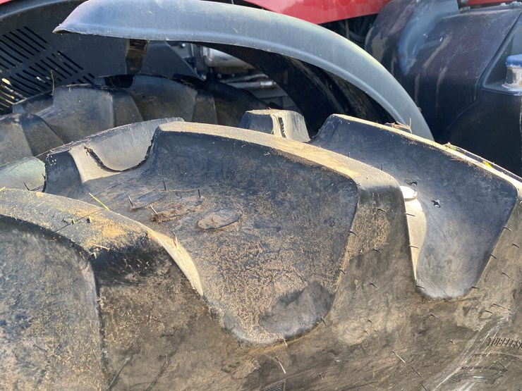 2014-case-ih-340-image-29