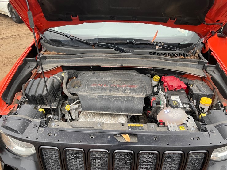 2021-jeep-renegade-image-43